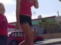 videos de The pig in the dip - Tasha´s 6th Birthday party - arriving