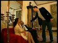 Stil und Etikette - Aufstehen oder nicht? Stil und Etikette - Aufstehen oder nicht?