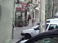 mec a poil en pleine rue