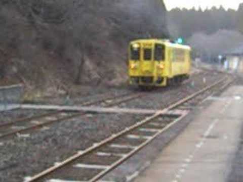 キハ125宮地行き　波野駅発車