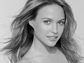 Josie Maran