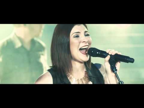 Jesus Culture – In The River (feat. Kim Walker Smith)