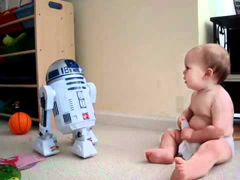 R2 - Baby Talks To R2D2 - So funny baby.