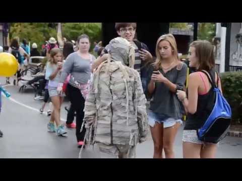 Fright - Please Subscribe for more up coming videos Halloween events six flags Six Flags Fright Fest Halloween events at Six Flags theme parks.