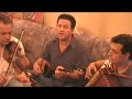 Zvicër me 30.08.2008 ne konakun e bacës Nokë Këndon Shefit Hamzaj me shoket Jozef Nokaj me qifteli, Agroni me sharki, Oliveri me sharki si dhe Nebih Mërseli me violinë, Fitim Latifi me harmonikë, Nexhmedin Halimi me def. Muzikë folklor shqip