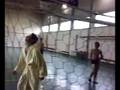 giocare in palestra in mutande e/o accapatoio