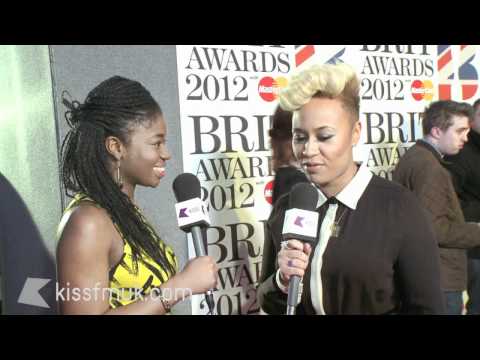 Emeli Sande at the 2012 BRITs with KISS