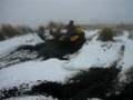 yendo al avion estrellado, barro nieve