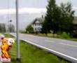 BMW 325i spinning donuts!