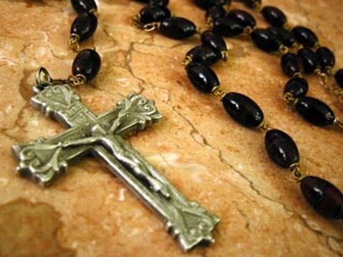 how to use the rosary