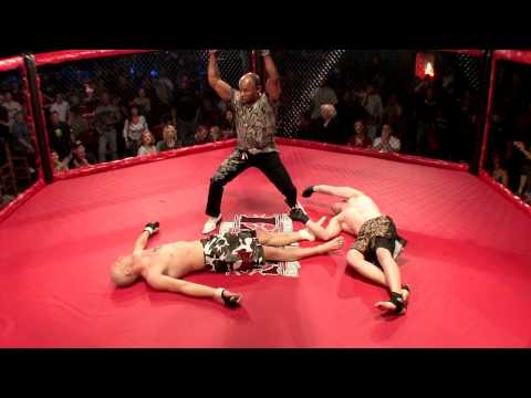 U.S. Muay Thai Fighter Dorian Price Wins After This Double Knockout