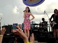 Sophie Ellis-Bextor \"Murder On The Dance Floor\"
