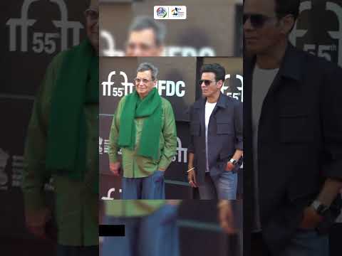 Film Maker @SubhashGhai1 along with Actor @BajpayeeManoj graced the red carpet at the 55th #IFFI