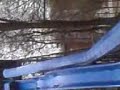 die wasserbahn ist eigendlich nur für 2 mann und 150kg gedacht doh jetzt 5 leute eigendflich wird man überhaupt nicht nass