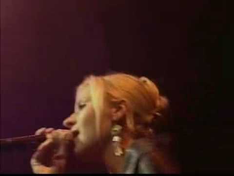 Nach Scratch y Shuga Wuga – Amor Libre