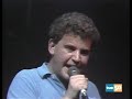 en concierto para el programa 'la cuarta parte' de 'la bola de cristal' (tve, 1986)

hace mucho tiempo que se acab�,  
pero es que hay cosas que nunca se olvidan,  
por mucho tiempo que pase.  
1582, el sol no se pon�a en nuestro imperio,  
me gusta mucho esa frase.  
con los austrias y con los borbones  
perdimos nuestras posesiones.  
esto tiene que cambiar, nuestros nietos se merecen  
que la historia se repita varias veces.  
mira como gana la selecci�n,  
espa�a est� aplastando a yugoslavia  
por veinte puntos arriba.  
cambia el rumbo de la evasi�n,  
de cuba van directos a canarias,  
ya no van a florida.  
los mc donalds est�n de vacas flacas,  
ha vencido la tortilla de patatas.  
en las vegas no hay black jack,  
s�lo se juega al cinquillo,  
y la moda es en rojo y amarillo.  
lo, lo, lo, lo, lo, seremos de nuevo un imperio.  
lo, lo, lo, lo, lo, seremos de nuevo un imperio.  
lo, lo, lo, lo, lo, seremos de nuevo un imperio.  
lo, lo, lo, lo, lo, seremos de nuevo...