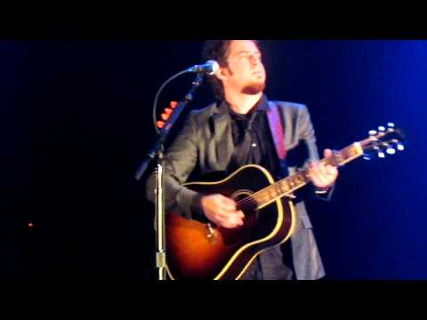 Lee DeWyze NYC Stay and Pretty Eyes