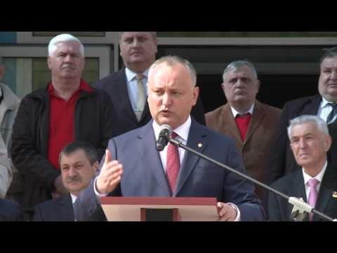 Президент Республики Молдова Игорь Додон наградил Орденом Республики Государственный университет физической культуры и спорта 