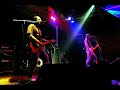 Ena apo ta agapimena mou tragoudakia twn defacto..www.defactoband.com