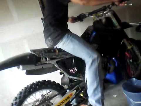 how to check oil rm250