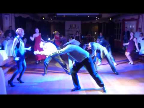 Песня для новогоднего флэшмоба скачать