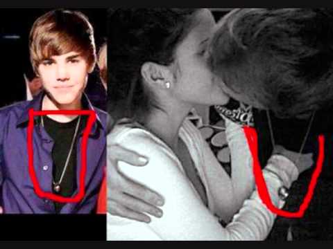 3girls kiss