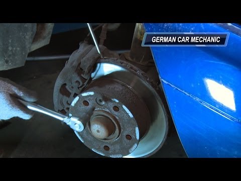 Mercedes Sprinter. Замена тормозных колодок и дисков. How to Replace Disc Brakes.