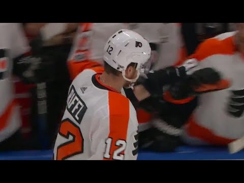 Video: Flyers' Raffl scores on a breakaway after messy turnover by the Oilers