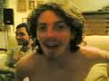 sami ed enzone che cantano e pippo che li riprende!