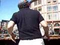 Alex Jacobowitz spielt sein Xylophon