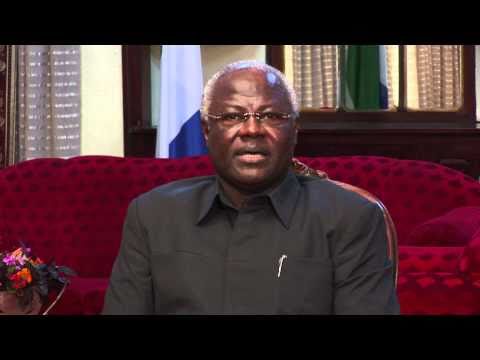 President Koroma congratulates AGI Patron Tony Blair on Liberty Medal