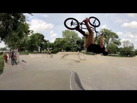 chicago - Today's Instagram Slam features Brian Kachinsky and the Chicago crew. SUBSCRIBE: http://bit.ly/TCUBMXsubscribe We'd been talking about doing an Instagram Slam with the Chicago locals since...