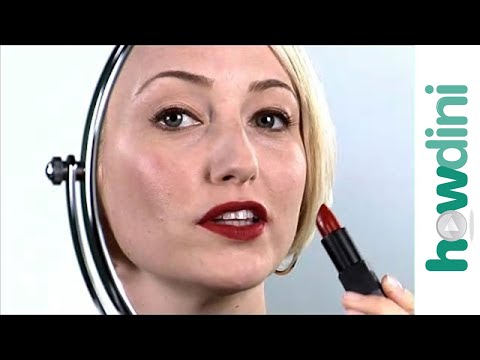 how to apply red lipstick