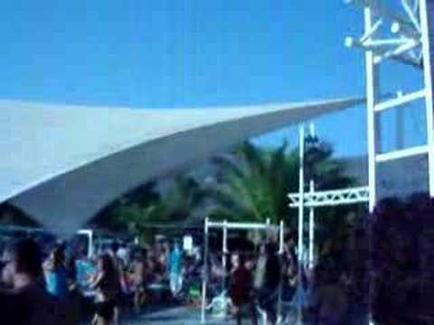 sexy hot Italian girls in Greece ( ...