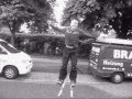 videos de Erstes Jumptraining auf 7 Meilenstiefeln T-Rex