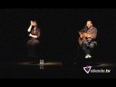 el cantautor bilba�no, tontxu ipi�a ofreci� un concierto en sant joan d'alacant que cont� con una adaptaci�n al lenguaje de signos para que el espect�culo pudiera ser disfrutado por los discapacitados auditivos. la encargada de traducir las canciones, fue evelyn vega.

tontxu ofrece en este concierto un amplio repertorio de canciones de su biograf�a, que cuenta con un total de siete discos. el cantante vasco empez� su carrera musical en madrid a finales de los a�os 90 actuando en caf�s de la capital. y en uno de ellos, a�os m�s tarde, surge la idea de hacer un concierto, tambi�n, para sordos.

 

el resultado, un concierto emocionante para todos los p�blico. esperemos, como dice tontxu que 