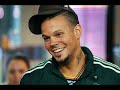 aca va un video del tema que mas pego de este grupazo. despues subire otro.. aca van las dos letras: Intel-Lu La Comemielda ay no! yo no escucho reggaeton ese ritmo es de lo ultimo. yo lo que escucho es ricky martin, chayane, david bisbal. yo escucho a los lindos, a los ritmos finos. yo no escucho esa porqueria tan ordinaria, el mismo tikiritikiki bulgar. por que lo que hacen es hablar pura paja y ademas eso se baila demasiado ahi pegao todo sudao ay no no no que va! eso no va conmigo mi amor. Atrevete te te Atrévete, te, te, te Salte del closet, destápate, quítate el esmalte Deja de taparte que nadie va a retratarte Levántate, ponte hyper Préndete, sácale chispas al estárter Préndete en fuego como un lighter Sacúdete el sudor como si fueras un wiper Que tu eres callejera, 