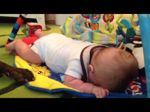 how to practice tummy time with infant