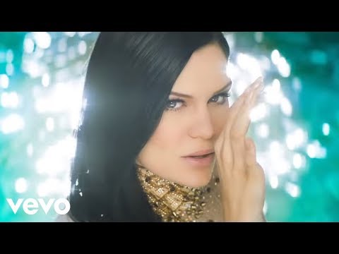 Jessie J - Burnin' Up (Feat. 2 Chainz) lyrics