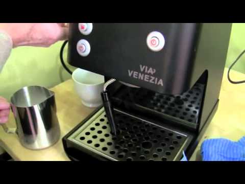 Crew Review: Via Venezia Refurbished Espresso Machine Crew Review: Via Venezia Refurbished Espresso Machine