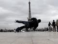 Breakdancing slowly !