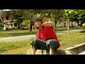 the official ipohmali music video directed by kelvin anthony and co- directed by point blanc.this is the tv version that is aired on malaysian tv. lookout for the director's cut coming soon.