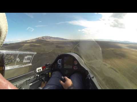 Glider and Black Hawk Helicopter Get Close at 30 feet AGL!