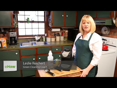 Kitchen Cleaning : How to Clean an Espresso Maker With Vinegar
