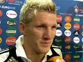 Pobre Schweinsteiger...LOL!!!!!!!!!!! XD
