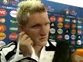 Pobre Schweinsteiger...LOL!!!!!!!!!!! XD