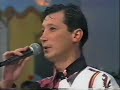 gilberto e gilmar cantando a musica mais que paix�o no programa do ratinho pelo sbt