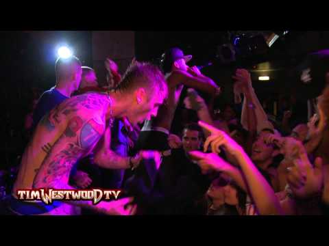 *NEW* Westwood – Machine Gun Kelly Live in London UK