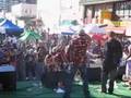 videos de StreetFest Crowd Has A 