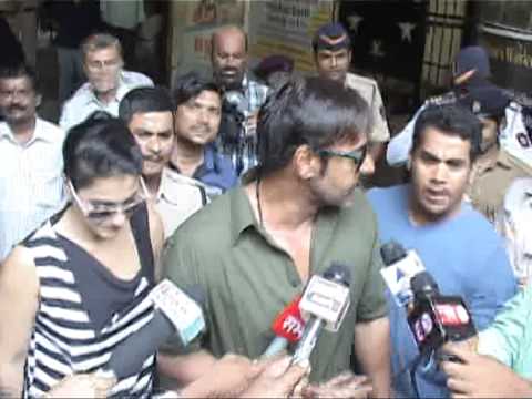 ajay devgan kajol rakesh roshan voting mumbai